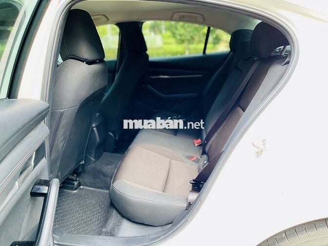 Mazda 3 2022 1.5L Deluxe - 33000 km