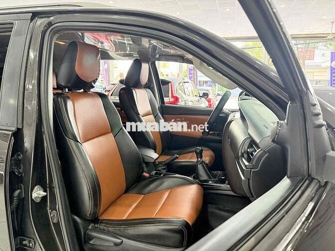 Bán xe Fortuner số sàn máy dầu 2017 nhập khẩu