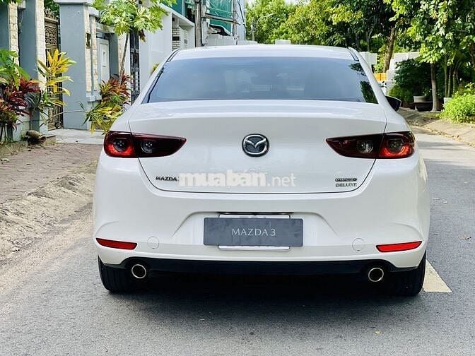 Mazda 3 2022 1.5L Deluxe - 33000 km