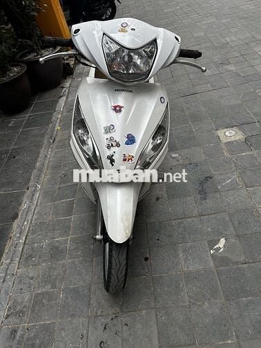 Honda Vision biển tam hoa