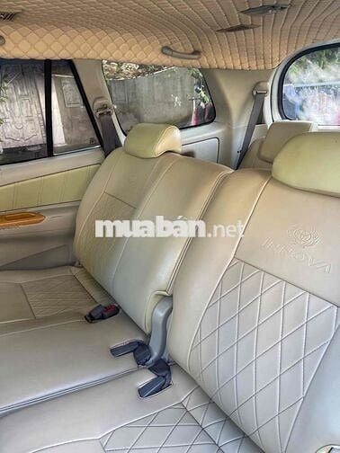 Toyota Innova 2008 J - 124846 km