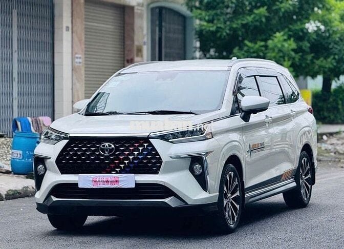 Toyota Veloz Cross 2024 xe đẹp