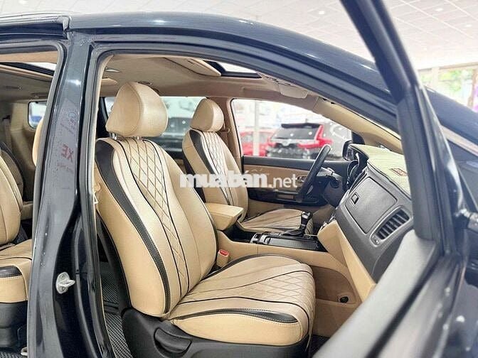 Bán xe Kia Sedona 2.2 Full dầu đăng ký 2019 1 chủ