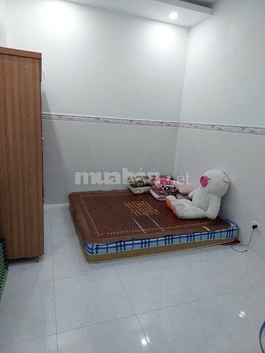 Bán Gấp Nhà Lầu 1 Xẹt, ngay Chợ Hưng Long, 1ty350, SHR