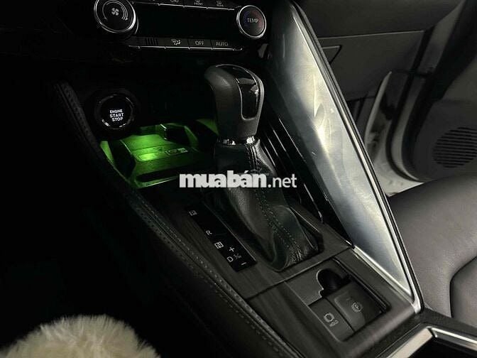 Toyota Yaris Cross 2025 mới 99%