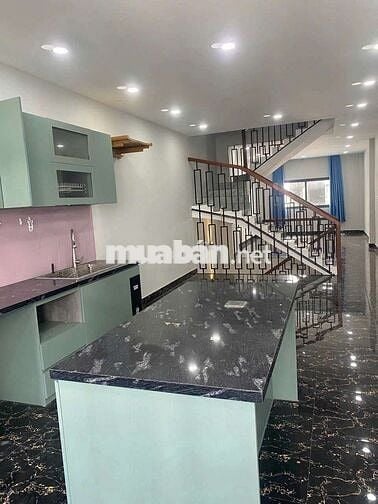 Cho thuê nhà 3,5 tấm 4×20 khu tên lửa