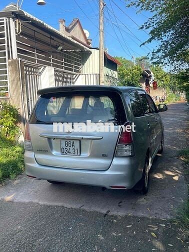 Toyota Innova 2008 J - 124846 km