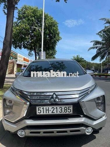 Chính chủ cần bán gấp Xpander AT 2019, màu bạc.