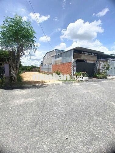 Lỗ hơn 400tr. Bán gấp lô này 485tr mặt tiền 42m ngay KCN lớn