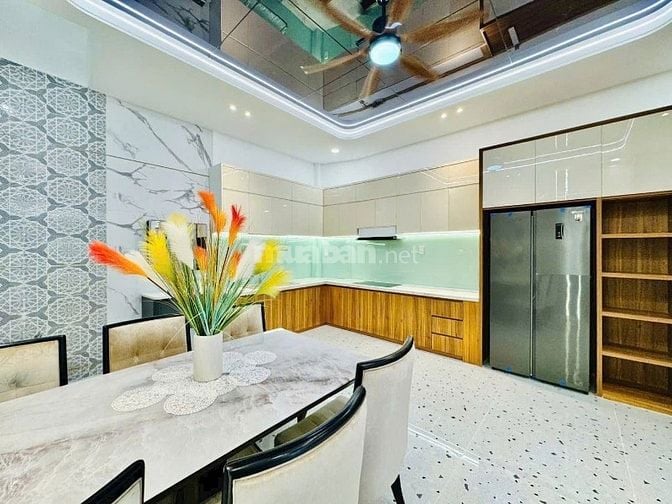 Duy nhất một căn ngay Đ.HOA SỮA PN 6TY750 75M2,HXH SHR PHÁP LÝ CHUẨN