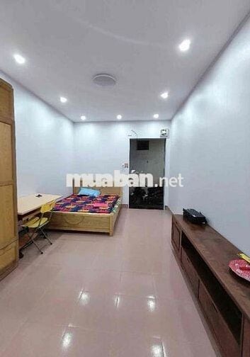 Bán nhà tập thể Việt Hưng – 30m² chỉ 1.65 tỷ, ở ngay, giá siêu hiếm!