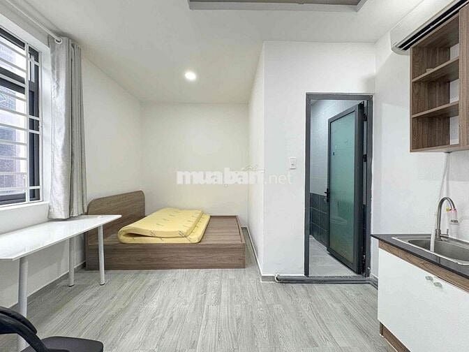 Cho thuê Studio bancol gần ĐH Kinh Tế ngay Tô Hiến Thành Q10