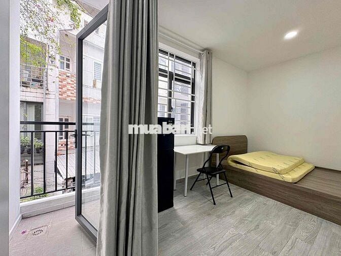 Cho thuê Studio bancol gần ĐH Kinh Tế ngay Tô Hiến Thành Q10