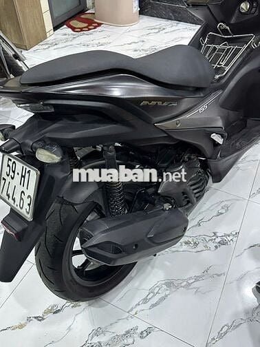 Bán xe Yamaha NVX 155 đời 2017, khóa smartkey