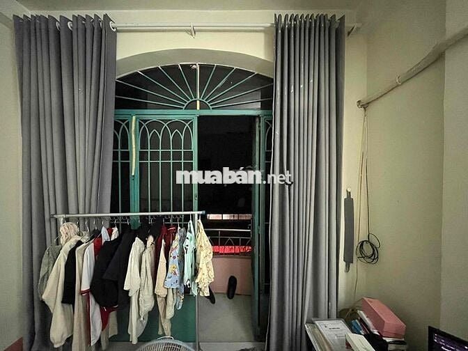 Cần nhượng phòng trọ ở Nguyễn Trãi Q5