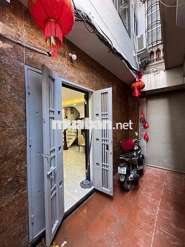 CẦN BÁN NHÀ 4 TÀNG ĐẸP NGÕ 509 Vũ Tông Phan