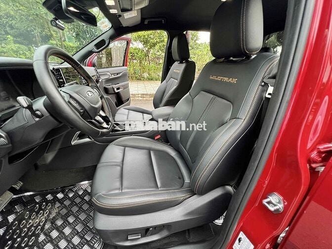 Xe Lướt Wildtrak 2025 4x4 - 4.300km - có fix