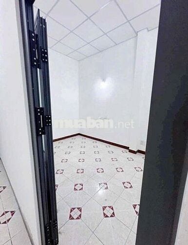 Cho thuê nhà mặt tiền đường Nguyễn quý anh 4x14m 1L