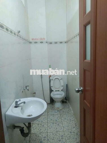 Cực vip cực hiếm, cho thuê Nhà mặt tiền khu sân bay, 2PN, 3wc, 8 Triệu