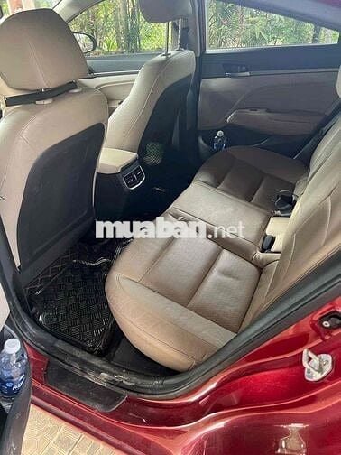 Hyundai Elantra 2.0At 2028 gia đình sử dụng