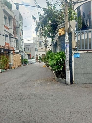 Cc gửi bán nhà 2 mt hxh p4 gò vấp giá 28 tỷ 