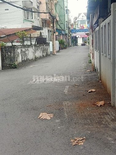 Cc gửi bán nhà 2 mt hxh p4 gò vấp giá 28 tỷ 