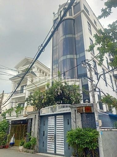 Cc gửi bán nhà 2 mt hxh p4 gò vấp giá 28 tỷ 