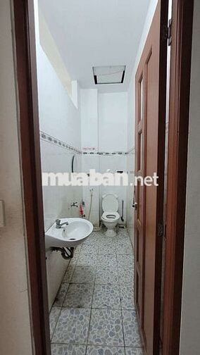 Cực vip cực hiếm, cho thuê Nhà mặt tiền khu sân bay, 2PN, 3wc, 8 Triệu