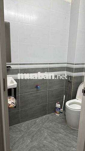 CHO THUÊ PHÒNG TRỌ MẶT TIỀN LÃNH BINH THĂNG