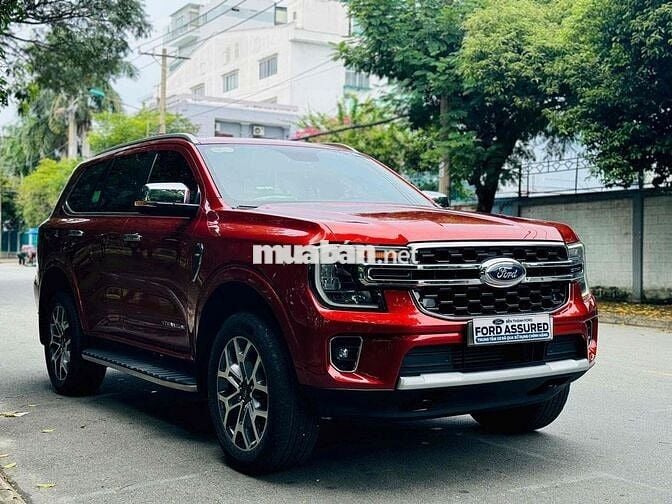 Ford Everest 2022 Titanium 4x2, luớt 48.000 km