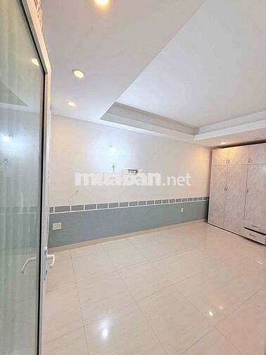 bán nhanh nhà 3 tầng mặt tiền đường TRẦN XUÂN LÊ