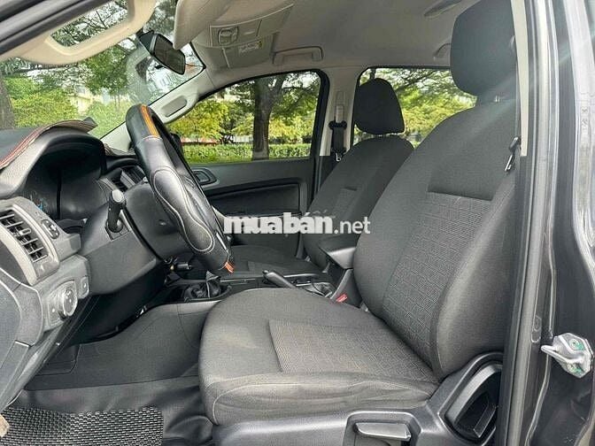 Ranger XLS 2.2L 4x2 Số sàn - Nhập Thái - 36.000km