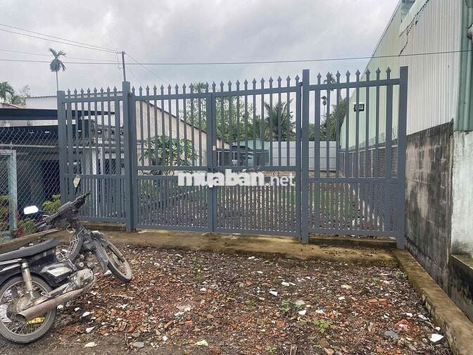 chủ gửi lo đất mặt rạch (6x27) giá 2 tỷ 550