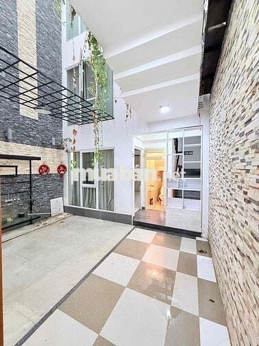 bán nhanh nhà 3 tầng mặt tiền đường TRẦN XUÂN LÊ