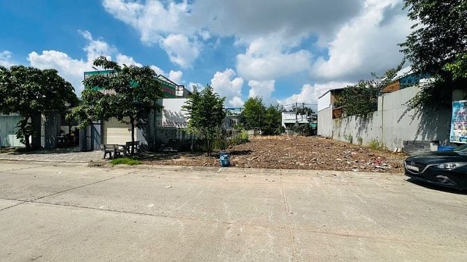  Cần bán nhanh 300m2, đường DL16 Thới Hòa Bến Cát Bình Dương, full thổ