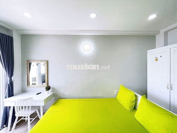 Studio ban công thiết kế hiện đại mới tại Nguyễn Trãi ngay chợ Bầu Sen