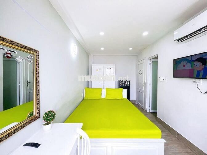 Studio ban công thiết kế hiện đại mới tại Nguyễn Trãi ngay chợ Bầu Sen