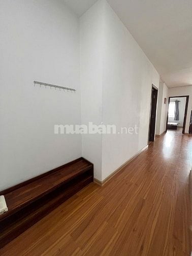 Cho thuê căn hộ Orient Aparment - 331 Bến Vân Đồn. P1. Q4 - Diện tích 