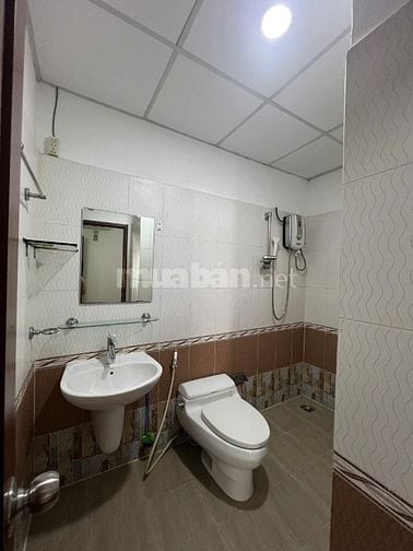 Cho thuê căn hộ Orient Aparment - 331 Bến Vân Đồn. P1. Q4 - Diện tích 