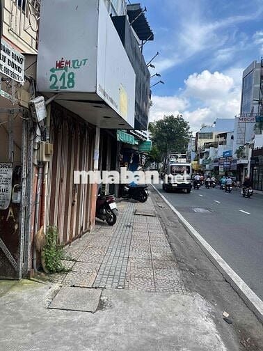 nhà hẻm .đường Trần Phú quan 5 gần cho an đông la za