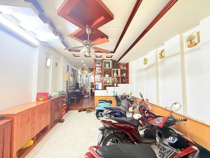 BÁN NHÀ 62M2 – 4 TẦNG -THANG MÁY – Ô TÔ – QUAN NHÂN – THANH XUÂN .