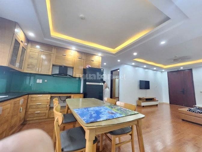 Cho thuê CHCC 51 Quan Nhân 82m2 2PN 2WC giá 14tr full đồ