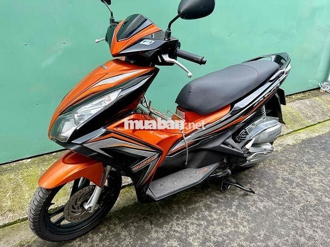 honda air blade 125 đen cam chính chủ
