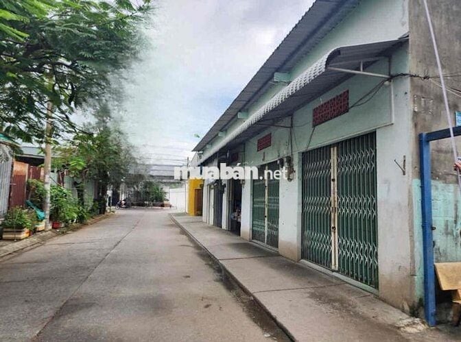 BÁN CĂN NHÀ TOẠ LẠC TẠI ĐƯỜNG LÊN VĂN LƯƠNG NHƠN ĐỨC NHÀ BÈ