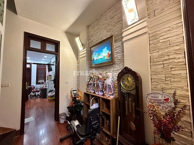 BÁN NHÀ 62M2 – 4 TẦNG -THANG MÁY – Ô TÔ – QUAN NHÂN – THANH XUÂN .