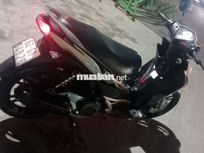 Suzuki Hayate SS màu vàng phiên bản đặc biệt