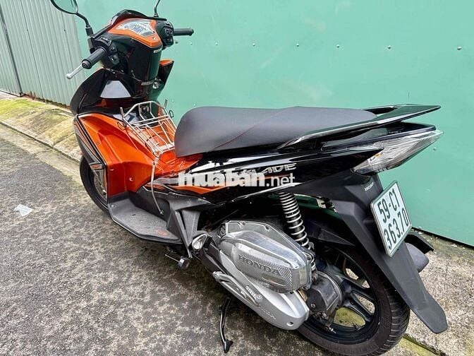 honda air blade 125 đen cam chính chủ