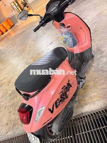 vespa sprint hồng 2018