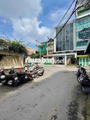 KHAI TRƯƠNG KTX MỚI TOANH- SẠCH SẼ - AN NINH - SÁT TRƯỜNG GTVT B.THẠNH