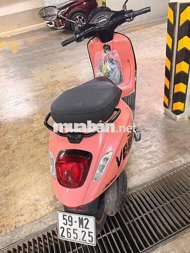 vespa sprint hồng 2018